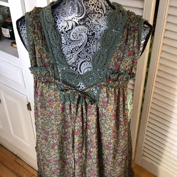 NWT Boho Floral Ruffle, Lace & Tie Chiffon Lounge Dress. Lined. Flowy. - Picture 2 of 13